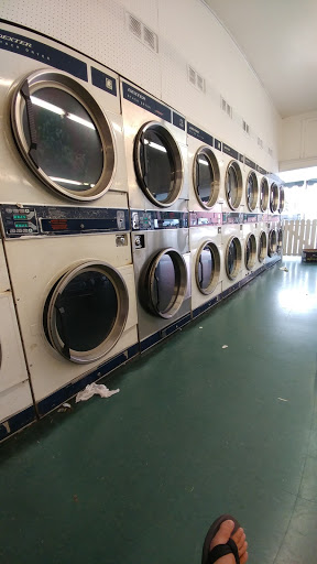 Laundry «Kelly Street Laundry», reviews and photos, 648 Kelly Ave, Half Moon Bay, CA 94019, USA