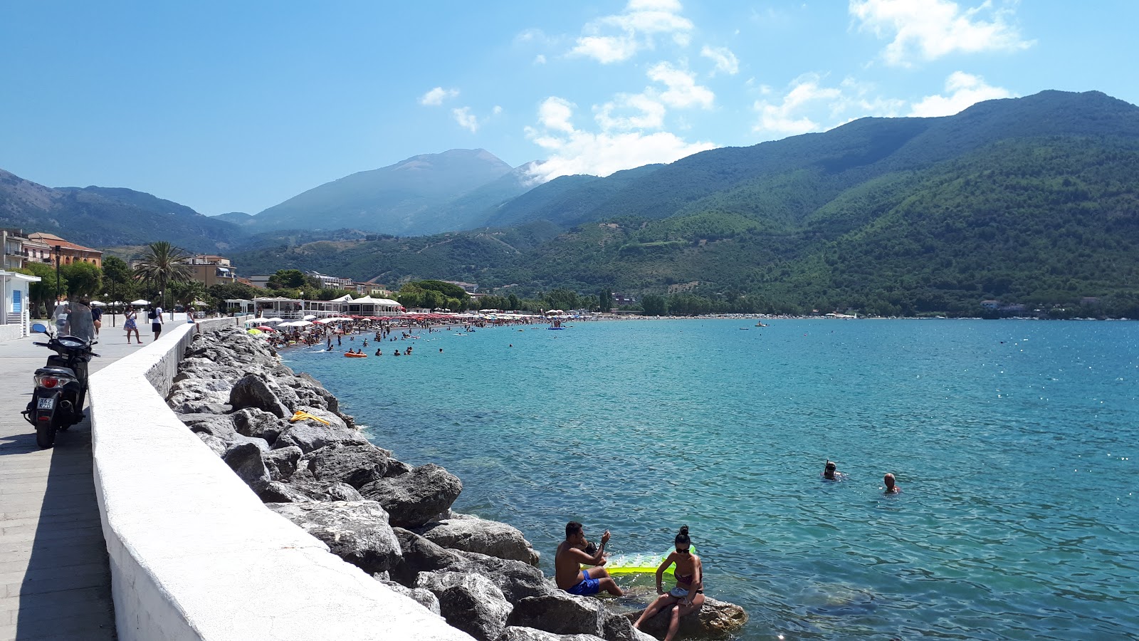 Zdjęcie Sapri beach z przestronna zatoka