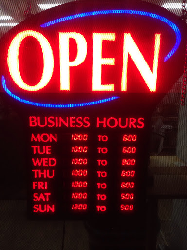 Leather Goods Store «Tandy Leather Seattle-126», reviews and photos, 14713 Aurora Ave N, Seattle, WA 98133, USA