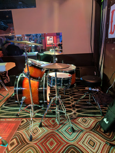 Live Music Bar «The Loudhouse Rock & Roll Bar», reviews and photos, 915 W Prince Rd, Tucson, AZ 85705, USA