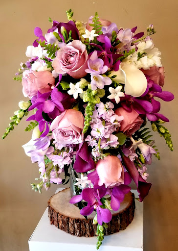 Florist «Simple Bouquets», reviews and photos, 315 Main St, Tilton, NH 03276, USA