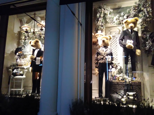 Clothing Store «Ralph Lauren», reviews and photos, 444 N Rodeo Dr, Beverly Hills, CA 90210, USA