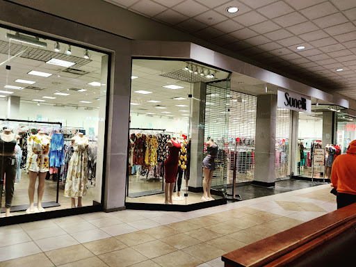 Shopping Mall «Coral Square», reviews and photos, 9469 W Atlantic Blvd, Coral Springs, FL 33071, USA