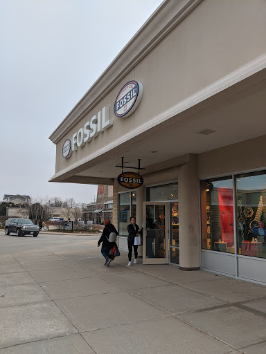 Fossil Store, 11211 120th Ave, Pleasant Prairie, WI 53158, USA, 