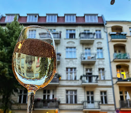 HASE - red rabbit bar photo