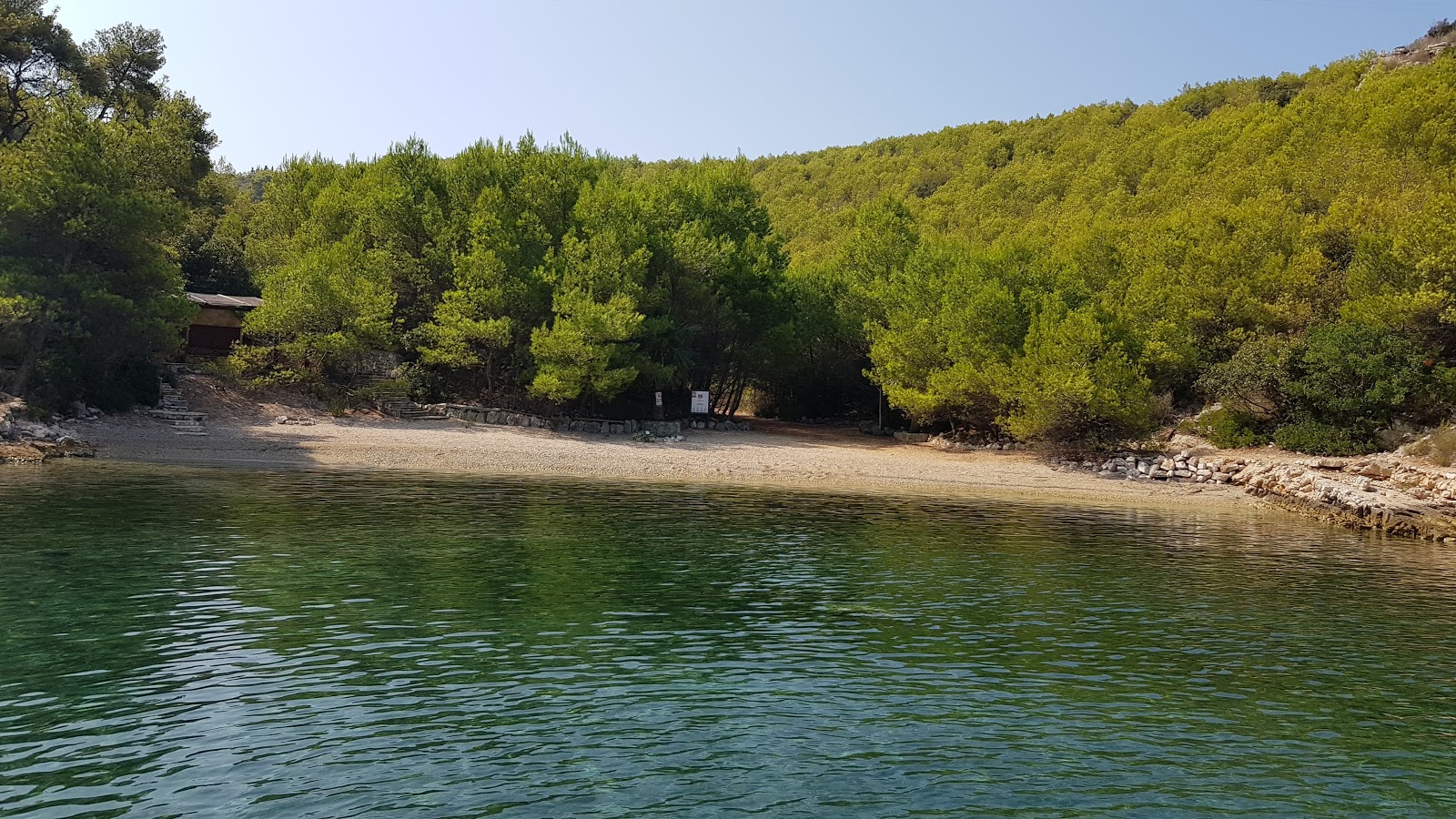 Zdjęcie Dijana beach z poziomem czystości wysoki
