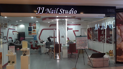 JJ Nail Studio