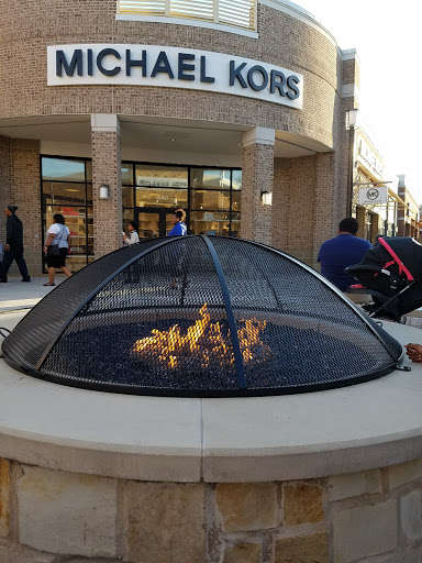 Outlet Mall «Tanger Outlet Southaven», reviews and photos, 5205 Airways Blvd, Southaven, MS 38671, USA