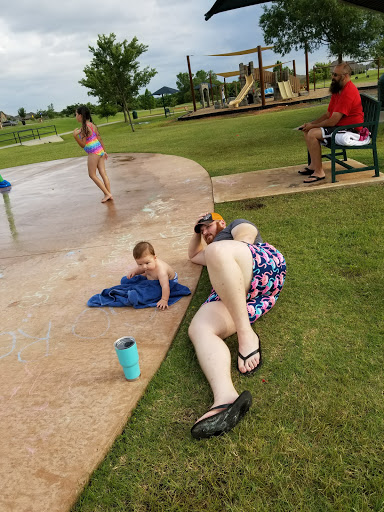 Water Park «Apple Valley Park - Splash Pad», reviews and photos, 4401 Melrose Dr, Moore, OK 73160, USA