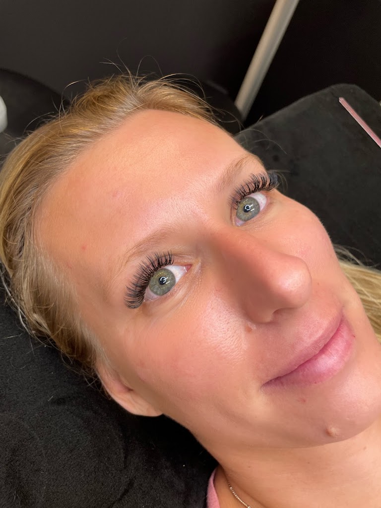 Lashes By Carly Jo 08753