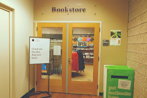 Follett's Bookstore at Middlesex Community College Middletown, CT
