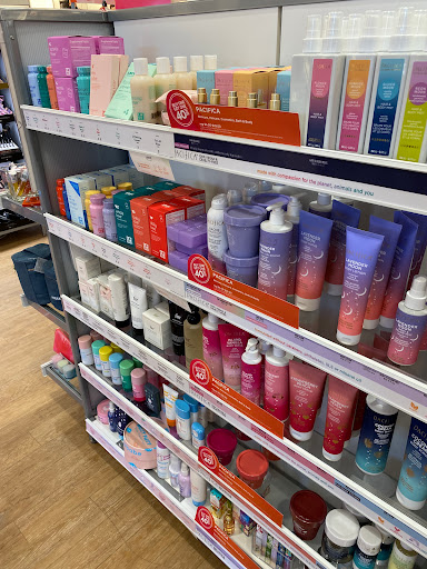 Hair Salon «Ulta Beauty», reviews and photos, 2116 Village Market Place, Morrisville, NC 27560, USA