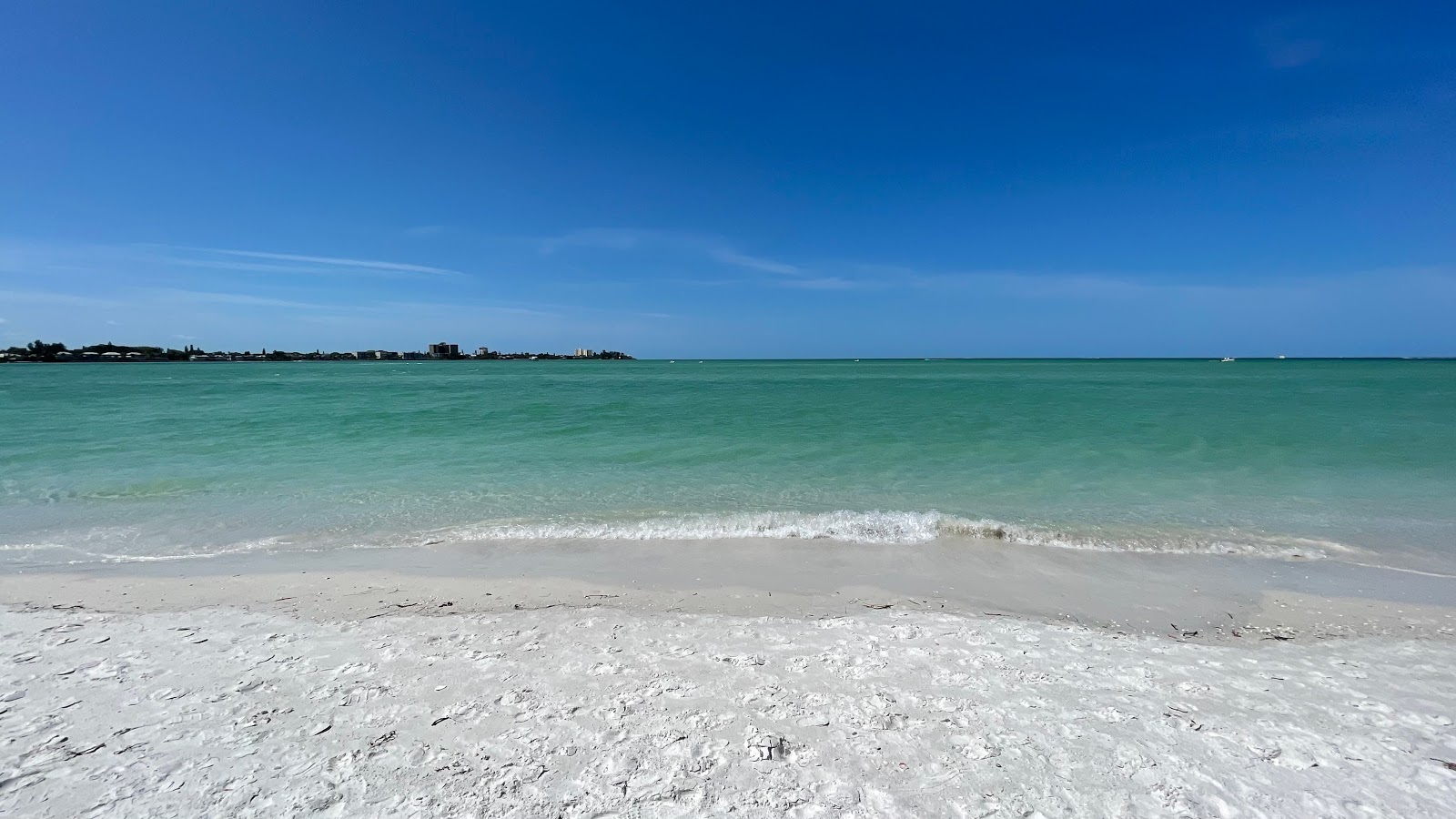 Photo de South Lido Key beach - endroit populaire parmi les connaisseurs de la détente