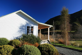 Owen River Lodge