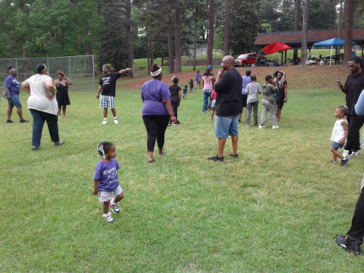 Recreation Center «Tobie Grant Recreation Center», reviews and photos, 644 Parkdale Dr, Scottdale, GA 30079, USA
