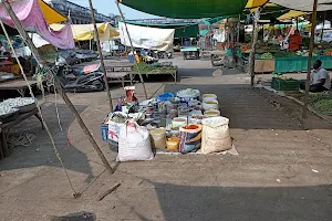 Fish Market Kamptee image