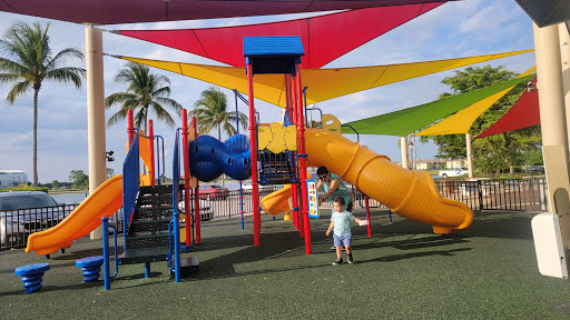 Outlet Mall «Miromar Outlets», reviews and photos, 10801 Corkscrew Rd, Estero, FL 33928, USA