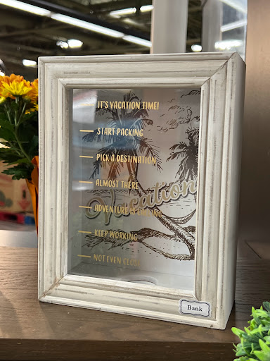 Shopping Mall «Breton Village Shopping Center», reviews and photos, 1814 Breton Rd SE, Grand Rapids, MI 49506, USA