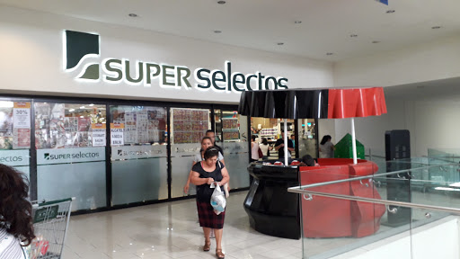 Super Selectos · Metrocentro San Salvador