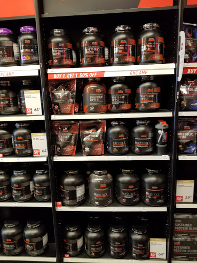 Vitamin & Supplements Store «GNC», reviews and photos, 5230 Dixie Hwy, Louisville, KY 40216, USA