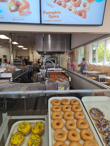 Bakery «Krispy Kreme Doughnuts», reviews and photos, 5318 W Irlo Bronson Memorial Hwy, Kissimmee, FL 34746, USA