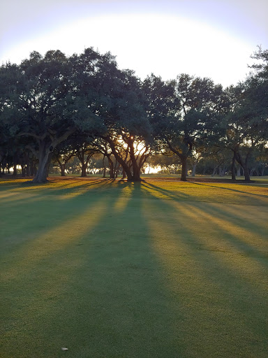 Country Club «Oak Hills Country Club», reviews and photos, 5403 Fredericksburg Rd, San Antonio, TX 78229, USA