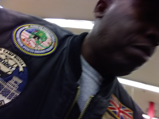 Grocery Store «Grocery Outlet Bargain Market», reviews and photos, 920 Ocean Beach Hwy, Longview, WA 98632, USA