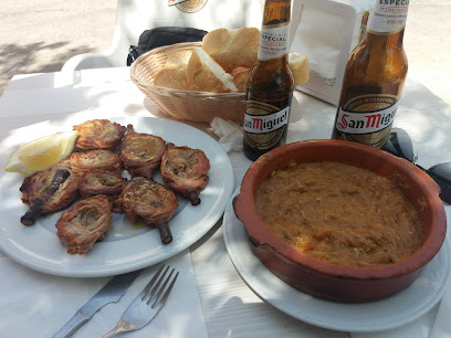 Bar Restaurante Zona Cero - Pl. Nueva, 5, 16210 Campillo de Altobuey, Cuenca, Spain