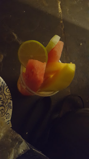 Pet Store «Oak Clips Pet Boutique & Grooming», reviews and photos, 502 N Edgefield Ave, Dallas, TX 75208, USA