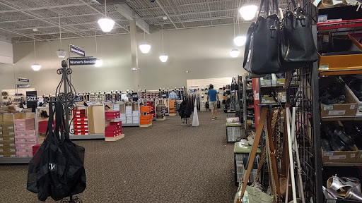 Shoe Store «DSW Designer Shoe Warehouse», reviews and photos, 344 Providence Hwy, Dedham, MA 02026, USA