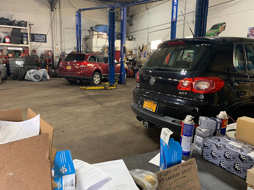 Auto Repair Shop «Turning Leaf Auto Repair», reviews and photos, 305 Commerce Dr, Rochester, NY 14623, USA