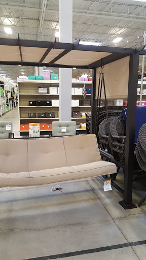 Home Goods Store «At Home», reviews and photos, 5901 Mercury Dr, Dearborn, MI 48126, USA