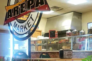 Pizza Market & Arepas image