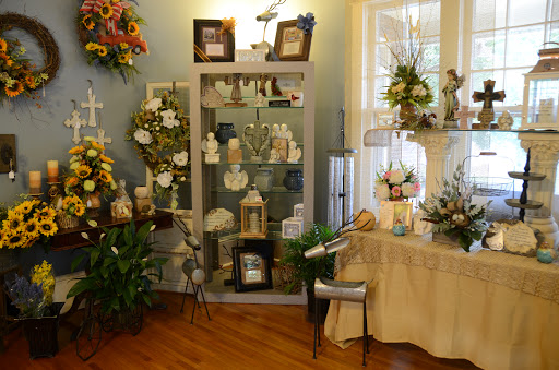 Florist «4 Ever Flowers», reviews and photos, 224 N 3rd Ave, Lewisburg, TN 37091, USA