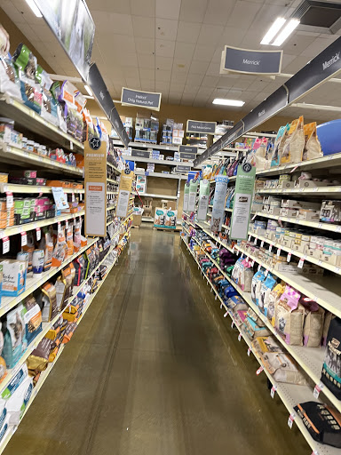 Pet Supply Store «PetSmart», reviews and photos, 719 Sleater Kinney Rd SE, Lacey, WA 98503, USA