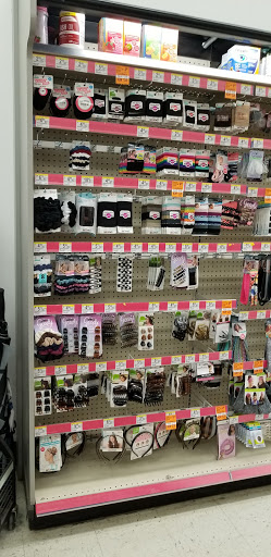 Drug Store «Walgreens», reviews and photos, 15 Grant Square, Hinsdale, IL 60521, USA