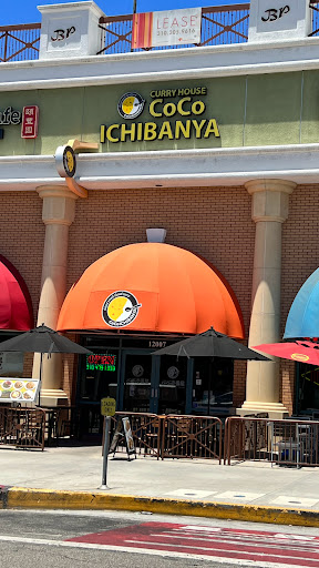 Shopping Mall «Brentwood Place Shopping Center», reviews and photos, 12019 Wilshire Blvd, Los Angeles, CA 90049, USA