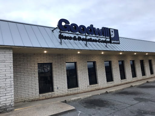Non-Profit Organization «Goodwill Store and Donation Center», reviews and photos