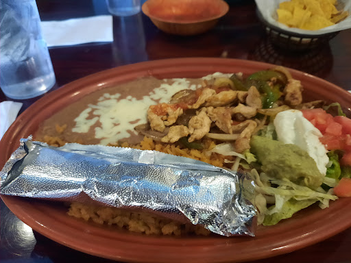 El Azteca Restaurant image 8