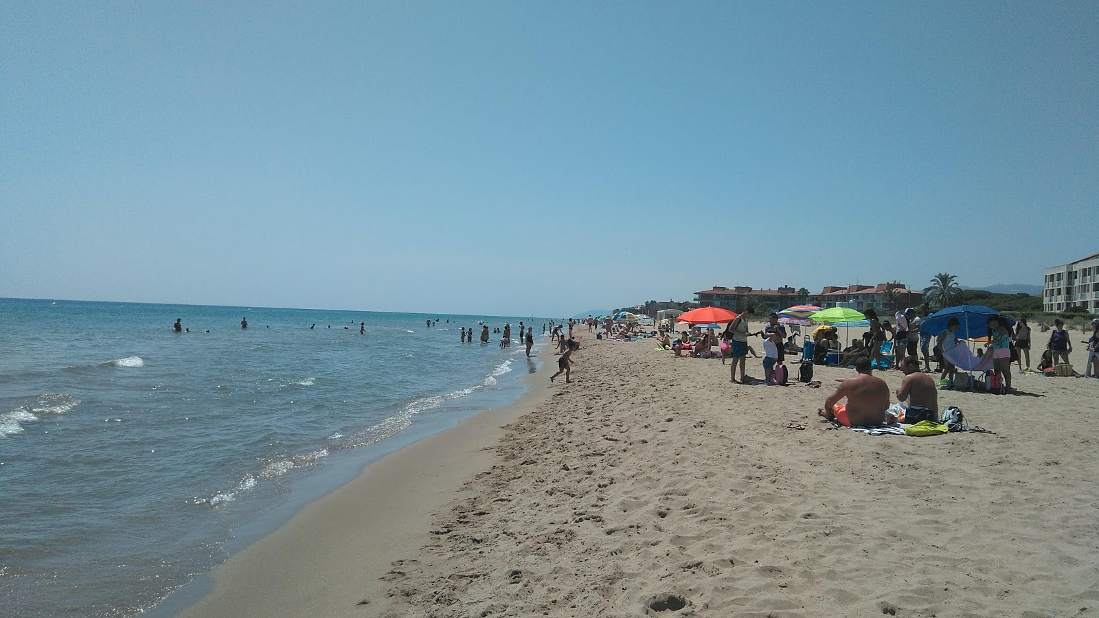 Zdjęcie Plaża Gava położony w naturalnym obszarze