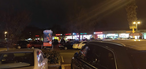 Pizza Restaurant «Round Table Pizza», reviews and photos, 665 S Bernardo Ave, Sunnyvale, CA 94087, USA