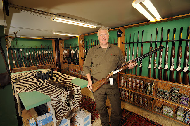 Anmeldelser af Gun & Country Shop i Helsinge - Butik