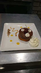 Photo n°11 de Le Petit Chinon à Quincy-Voisins ()