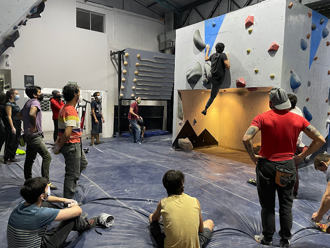 Opiniones de El Cap Quito Escalada Climbing Gym en Quito - Gimnasio