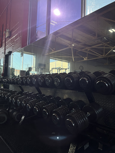 Gym «Powerhouse Gym», reviews and photos, 201 Park Ave, Linden, NJ 07036, USA