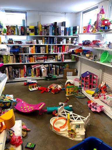 Thrift Store «Goodwill Store & Donation Center», reviews and photos, 1367 Weaverland Rd, East Earl, PA 17519, USA