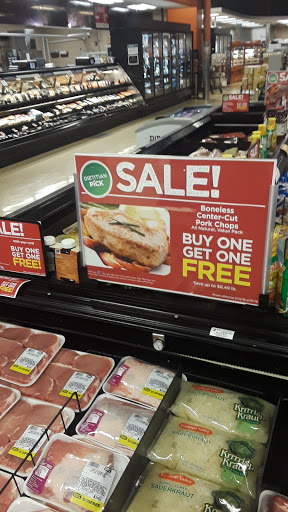 Supermarket «Giant Eagle Supermarket», reviews and photos, 870 N Court St, Medina, OH 44256, USA