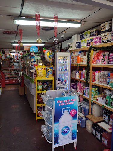 Opiniones de Minimarket Kuram, huevos ,artículos de limpieza y mucho mucho más ... en Talca - Tienda de ultramarinos