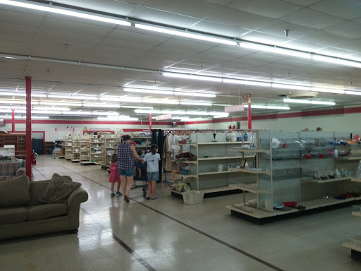 Thrift Store «Wayside Christian Mission Bargain Center», reviews and photos, 9125 Galene Dr # A, Louisville, KY 40299, USA