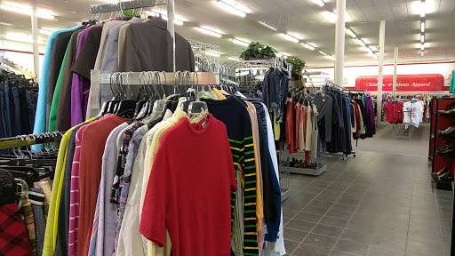 Thrift Store «The Salvation Army Family Store & Donation Center», reviews and photos, 823 E Auburn Rd, Rochester Hills, MI 48307, USA